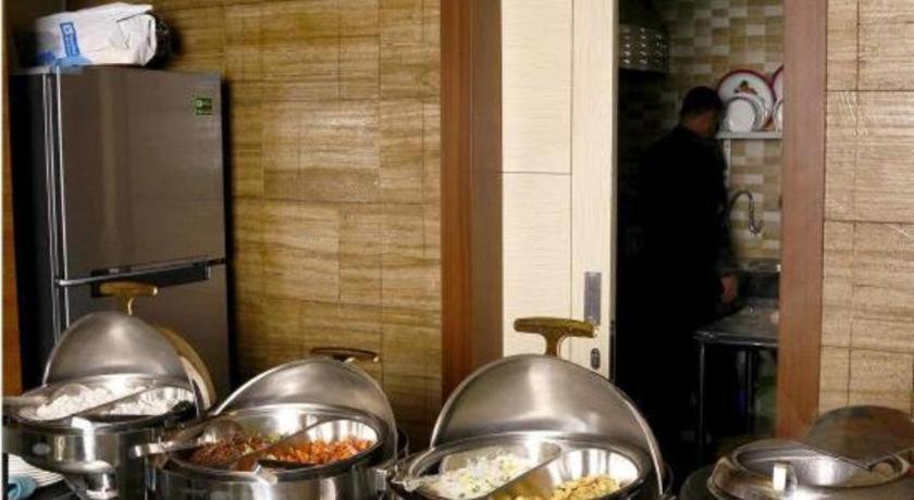 Biz Boulevard Hotel Манадо Экстерьер фото